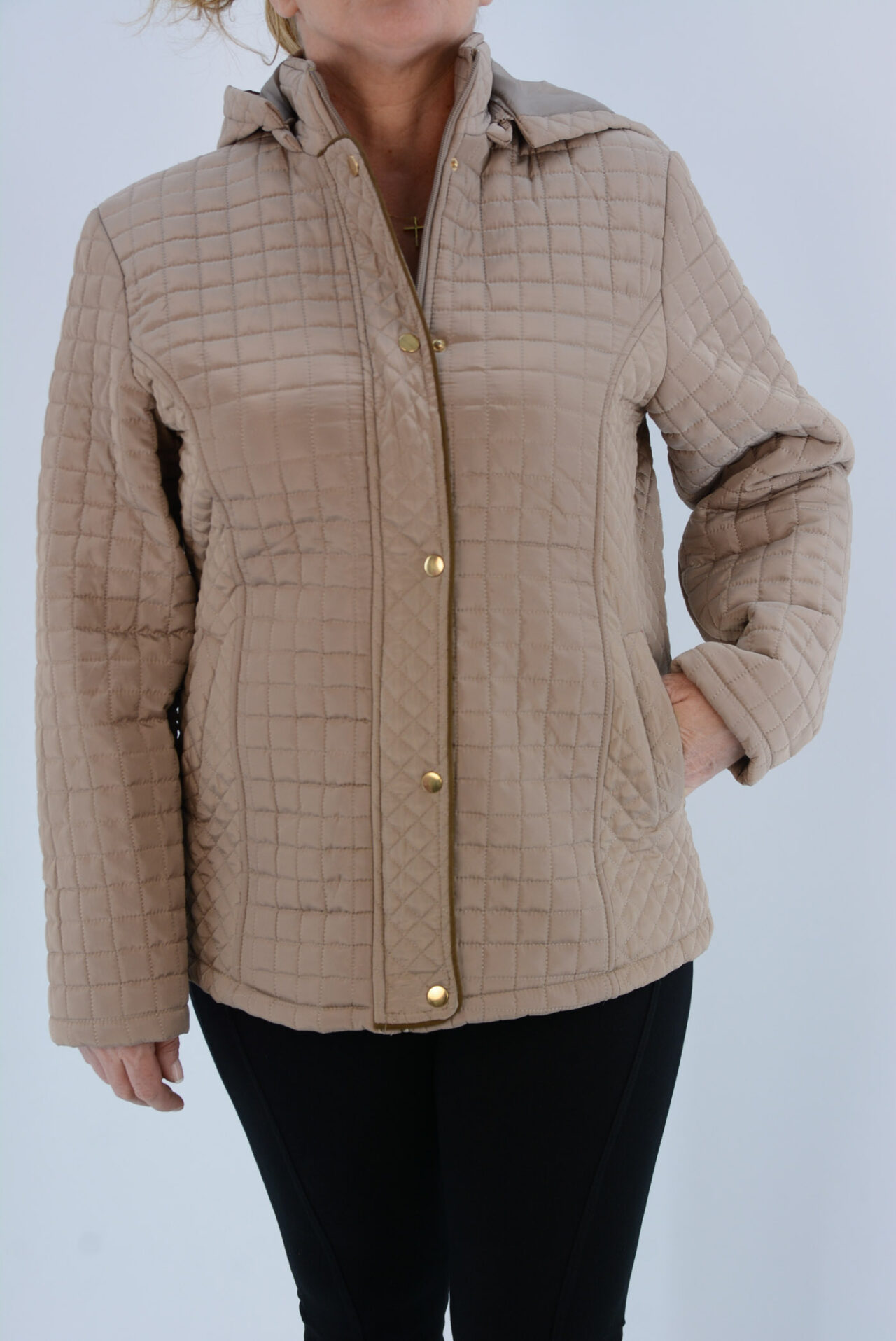 Women's lightweight quilted jacket code G0021 front view