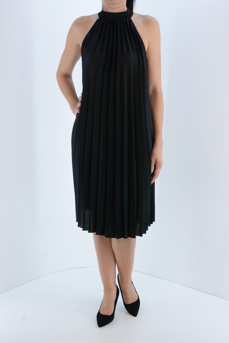 Φόρεμα αμάνικο πλισέ κωδ. MAR012319-R2 μαύρο μπροστινή όψη
