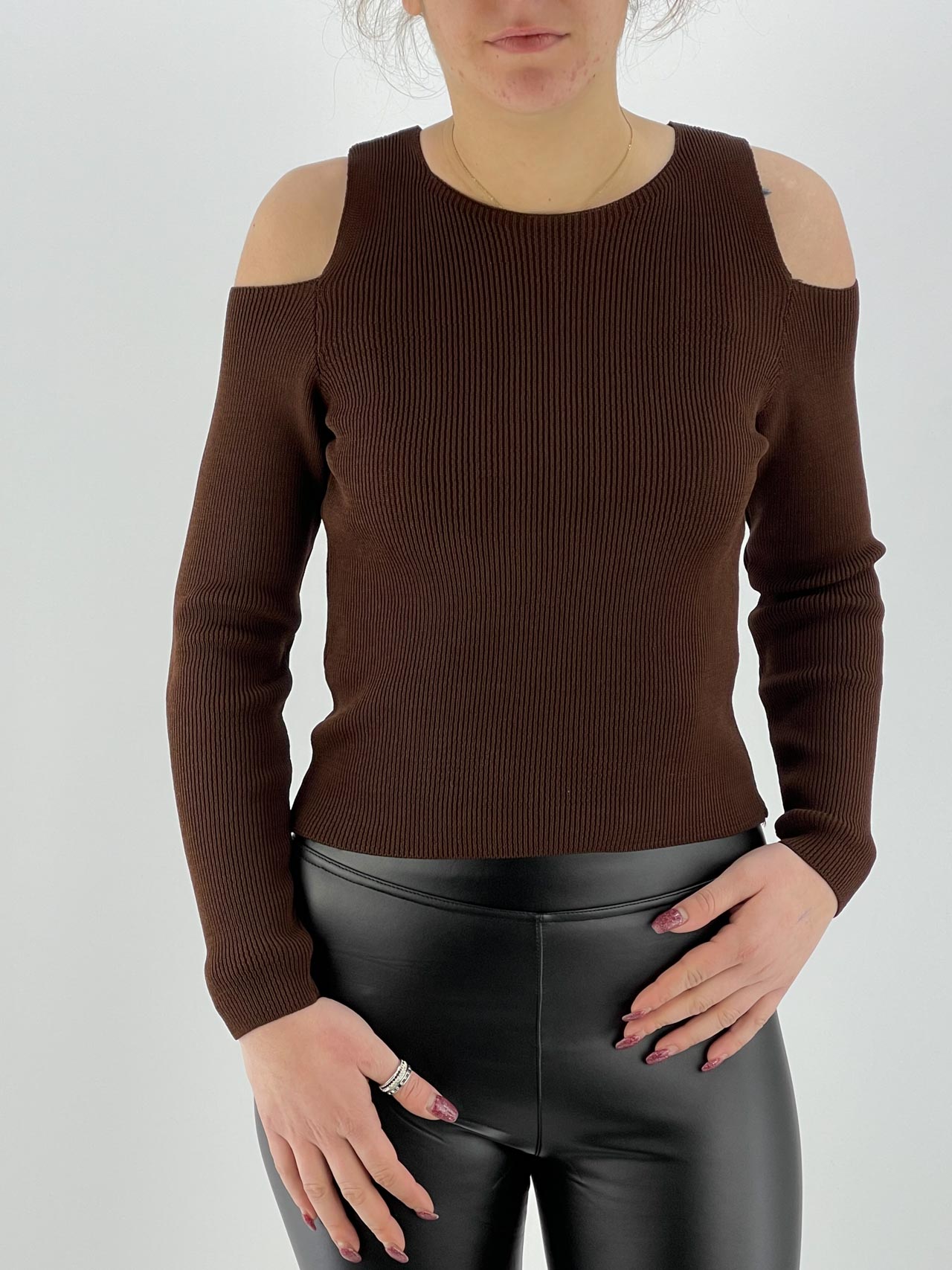 Blouse with outside shoulders women's code 13460 front side brown