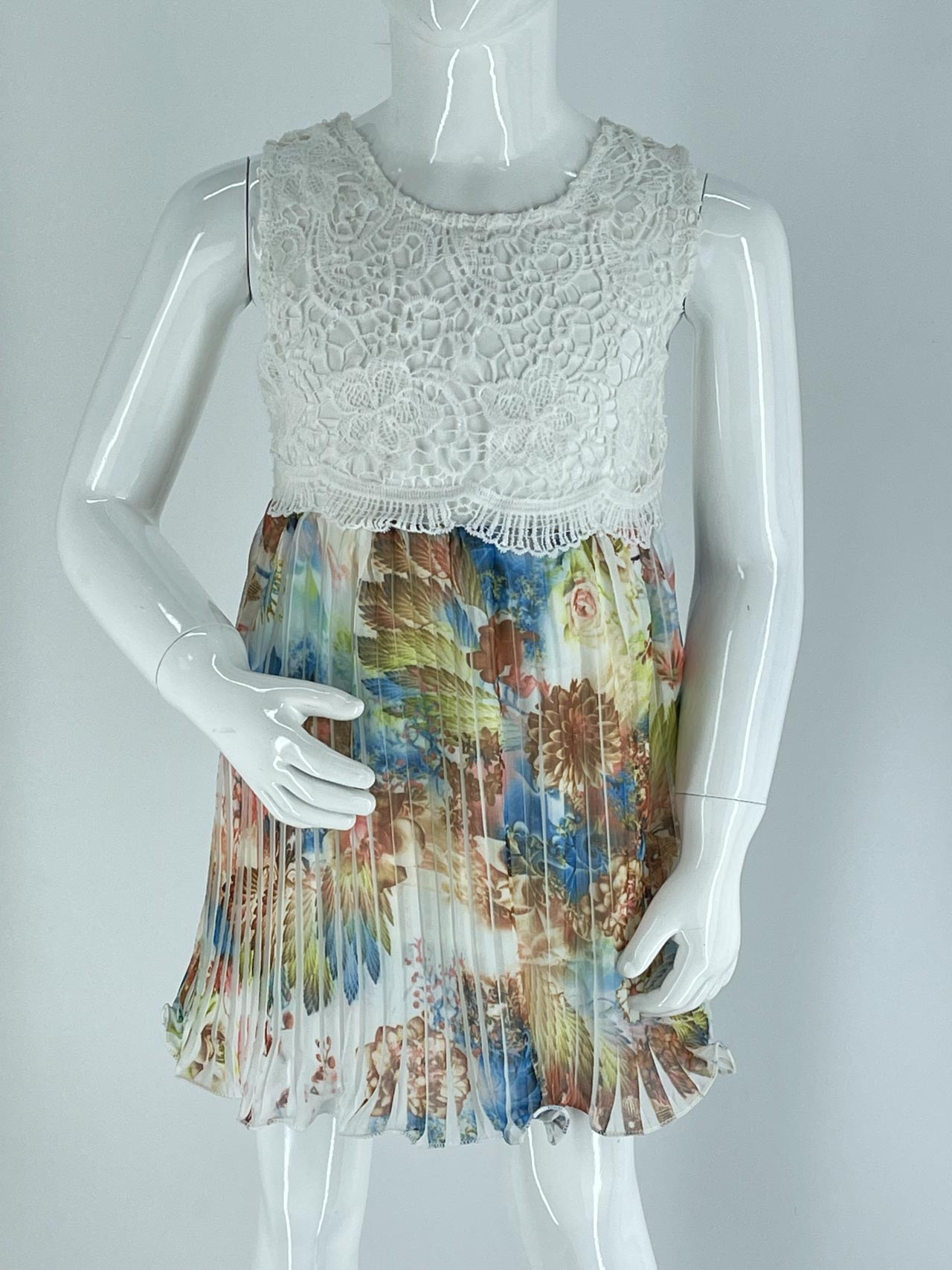 Girl's dress lace sleeveless code SE169027