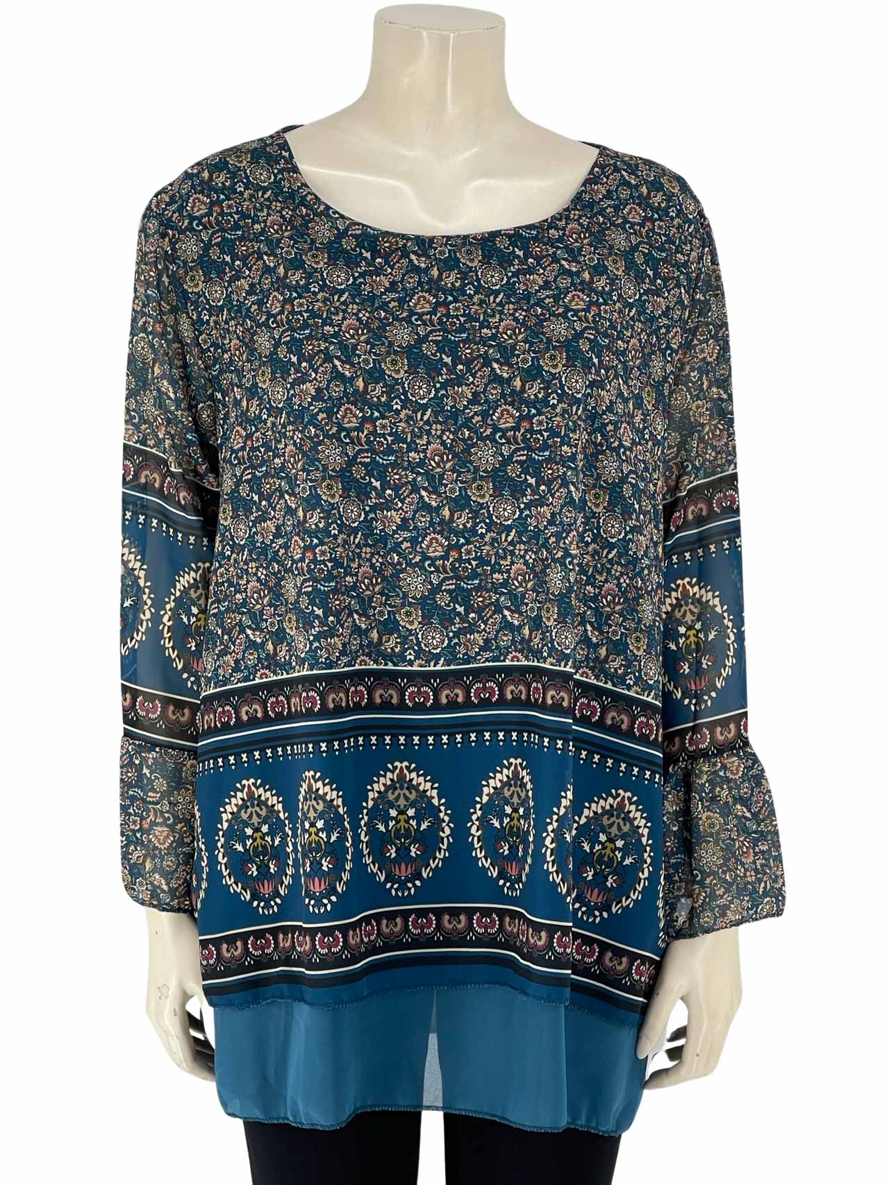 Blouse with bell sleeve with printed zorgette code 23310