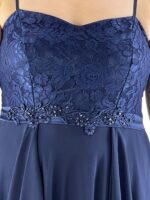 Φόρεμα αμπιγιέ κοντό με δαντέλα κωδ. 16375 μπούστο- μπλε