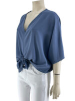 Μπλούζα μονόχρωμη V με δέσιμο μπροστά-ίντιγκο