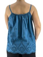 Μπλούζα μπροντερί μονόχρωμη με ραντάκι-πετρόλ