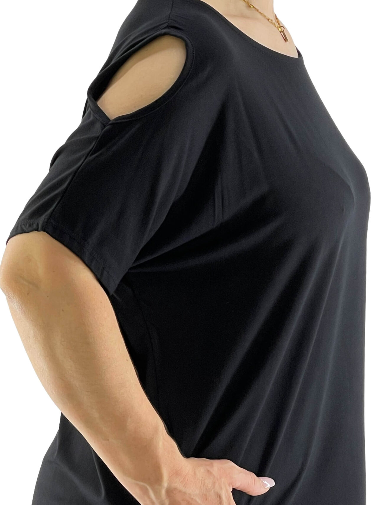 Μπλούζα μονόχρωμη με έξω ώμους-μαύρο