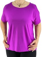 Μπλούζα μονόχρωμη με έξω ώμους-ματζέντα