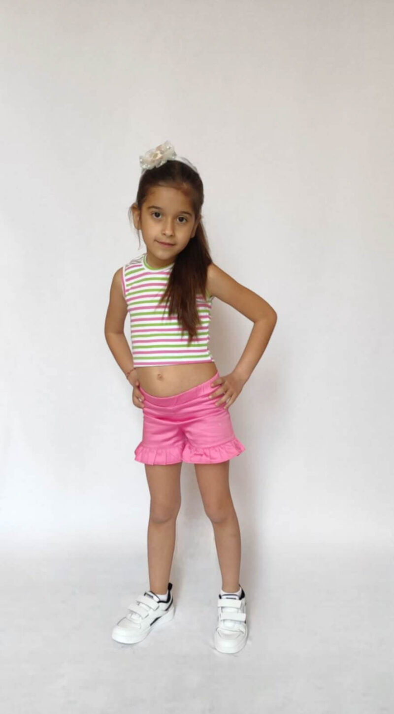 Σετ κορίτσι μπλούζα crop top ριγέ με μονόχρωμο shorts