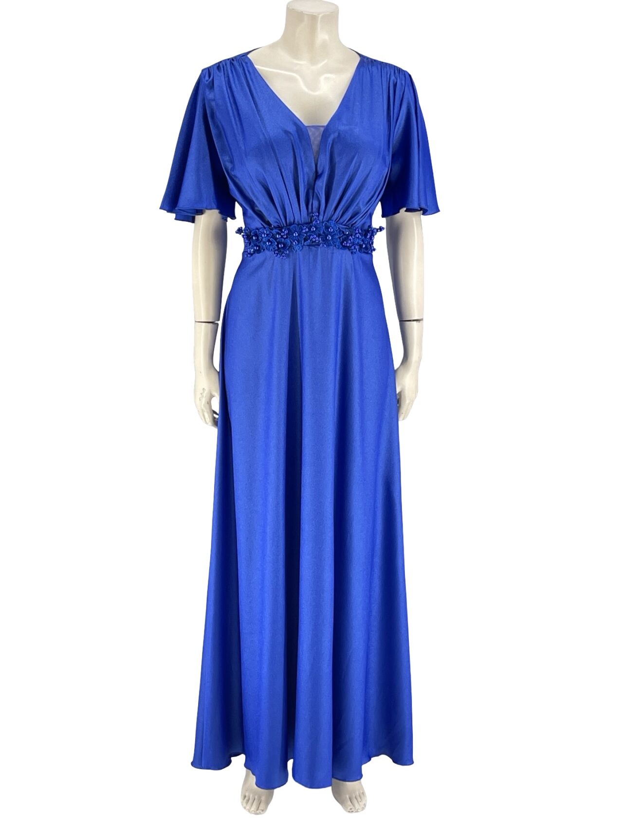 Φόρεμα maxi σατέν με πέρλες στην ζώνη-ρουά