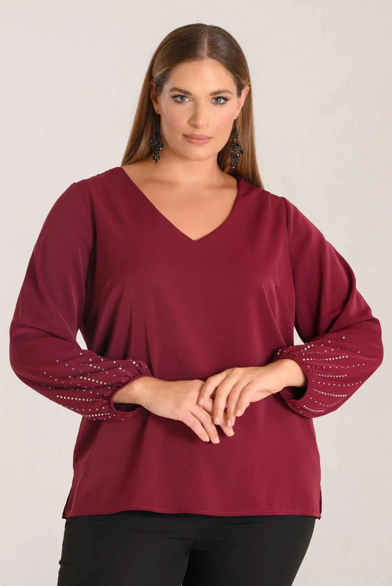 Μπλούζα μονόχρωμη με στρας στα μανίκια κωδ. 10901